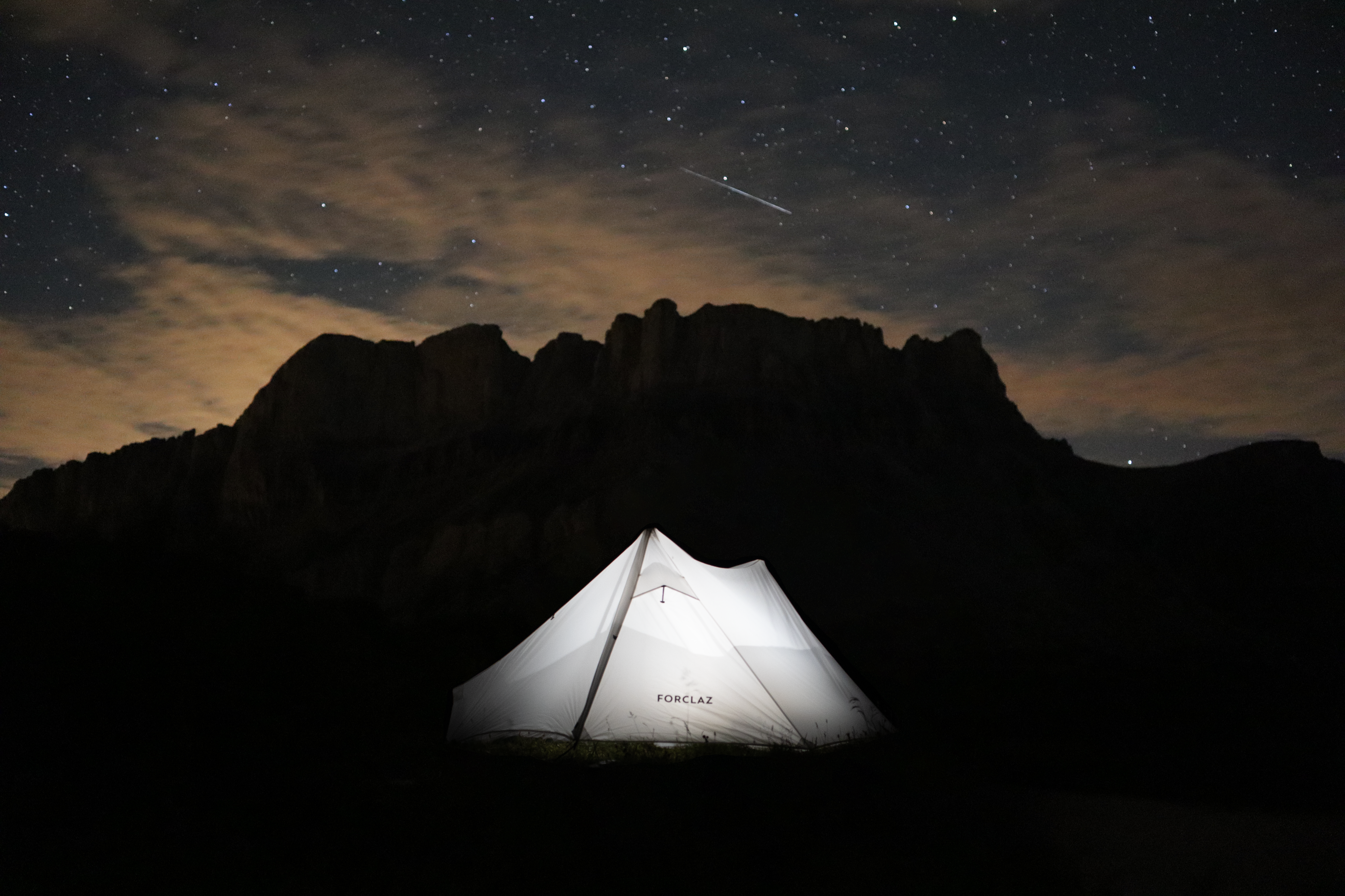 Trek Haute-Savoie tente Forclaz